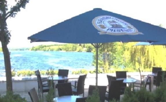 See Schlosshotel Am Kellersee Eutin Exteriör bild